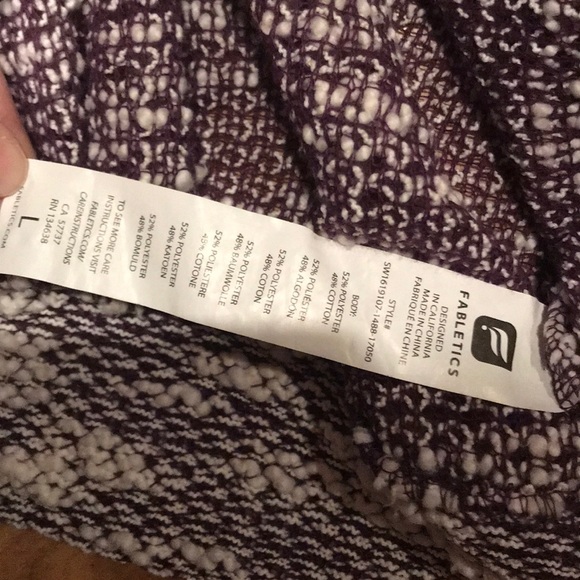 Fabletics sweater - Picture 3 of 4